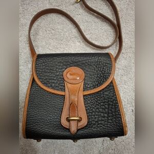 Dooney & Bourke Vintage All-Weather Leather Essex crossbody bag EUC
